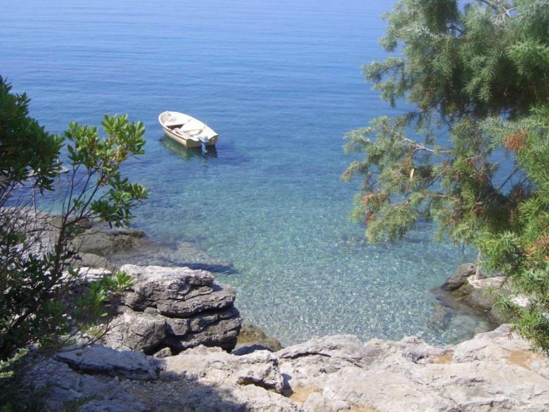 App With A Lovely Patio Mali Lošinj Buitenkant foto